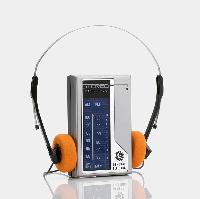 General Electric 7-1625A AM/FM Portable Radio