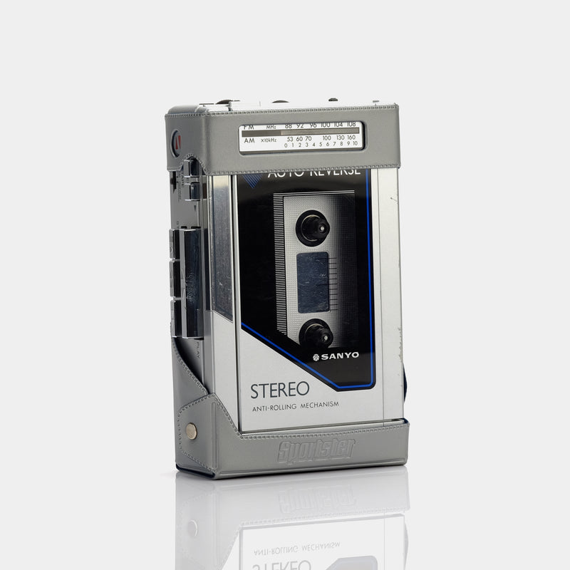 Sanyo AM/FM Portable Cassette Player – Retrospekt