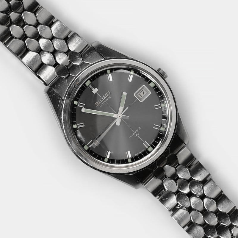 Seiko Jumbo Automatic Date Ref. 7005-8062 Grey Dial Circa 1971 Wristwa –  Retrospekt