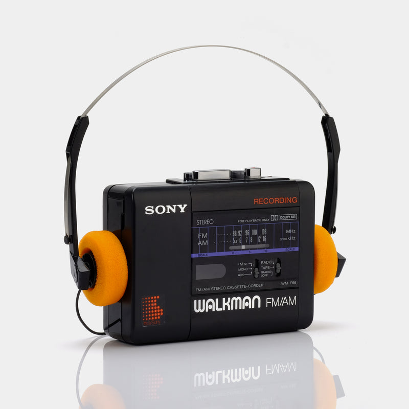 Sony walkman кассетный купить. Sony WM-f65. Sony Walkman Cassette Player. WM-fx141 Sony Walkman. Портативный кассетный плеер.