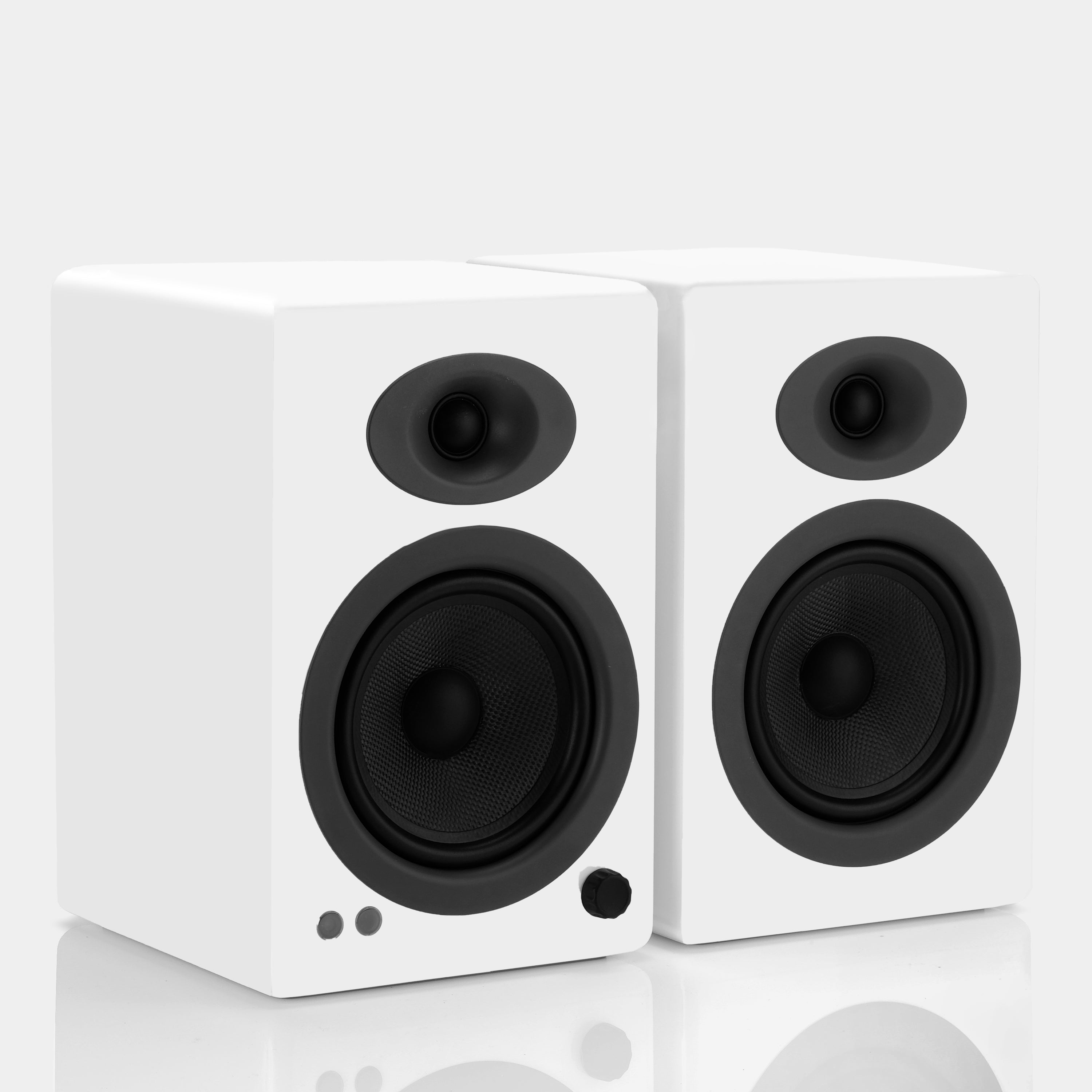 Kanto YU4 Powered Speakers - Matte White