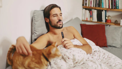 vaping around your pets in bed