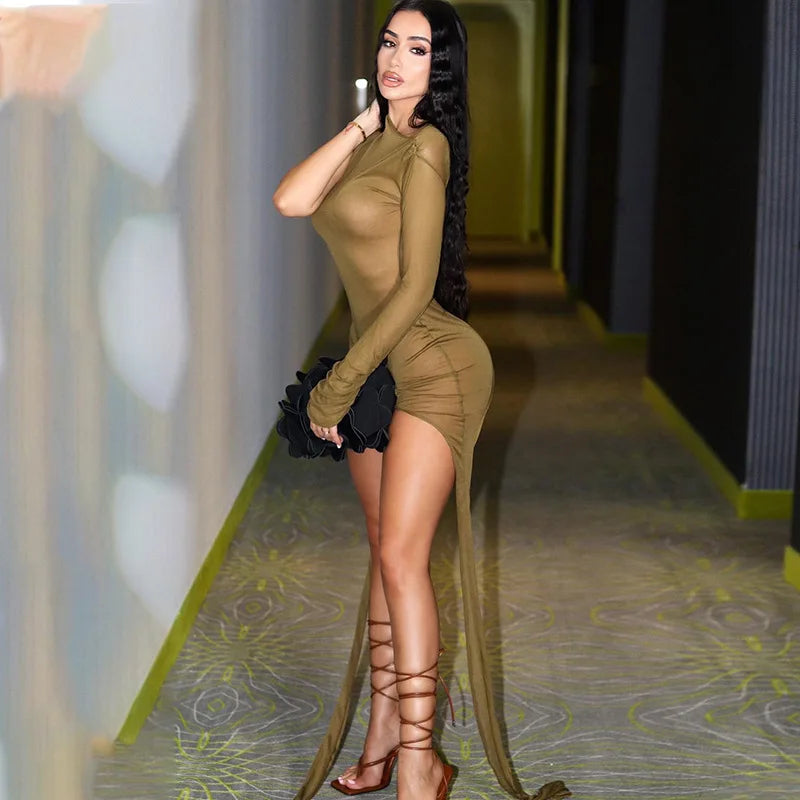 Stylish Autumn Dress with Ribbon Accents - Image 4