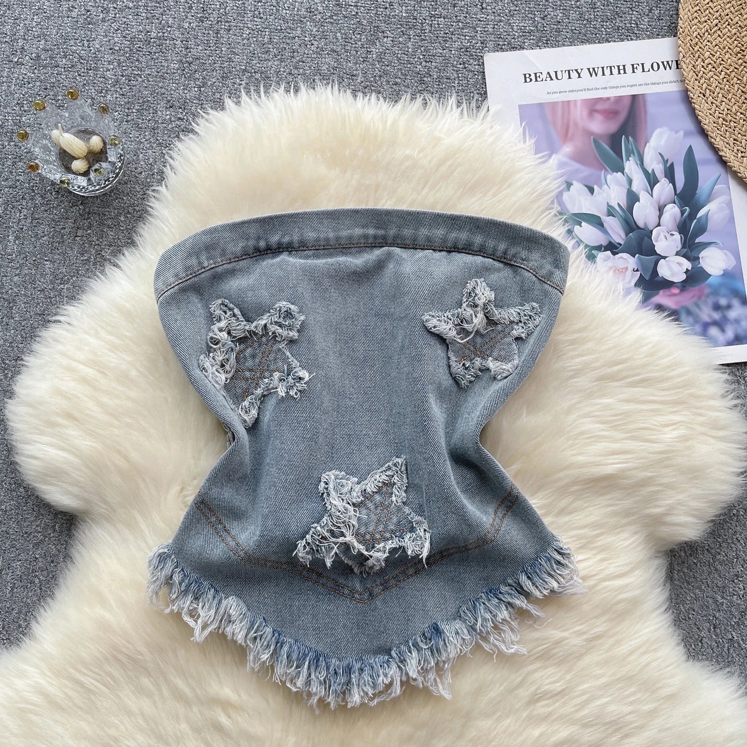 Stylish Women's Exposed Shoulders Denim Tank Top for Summer - Image 2