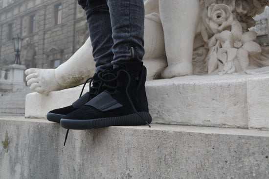 O sole #26: Adidas Yeezy Boost 750 'Charcoal Black' 2015
