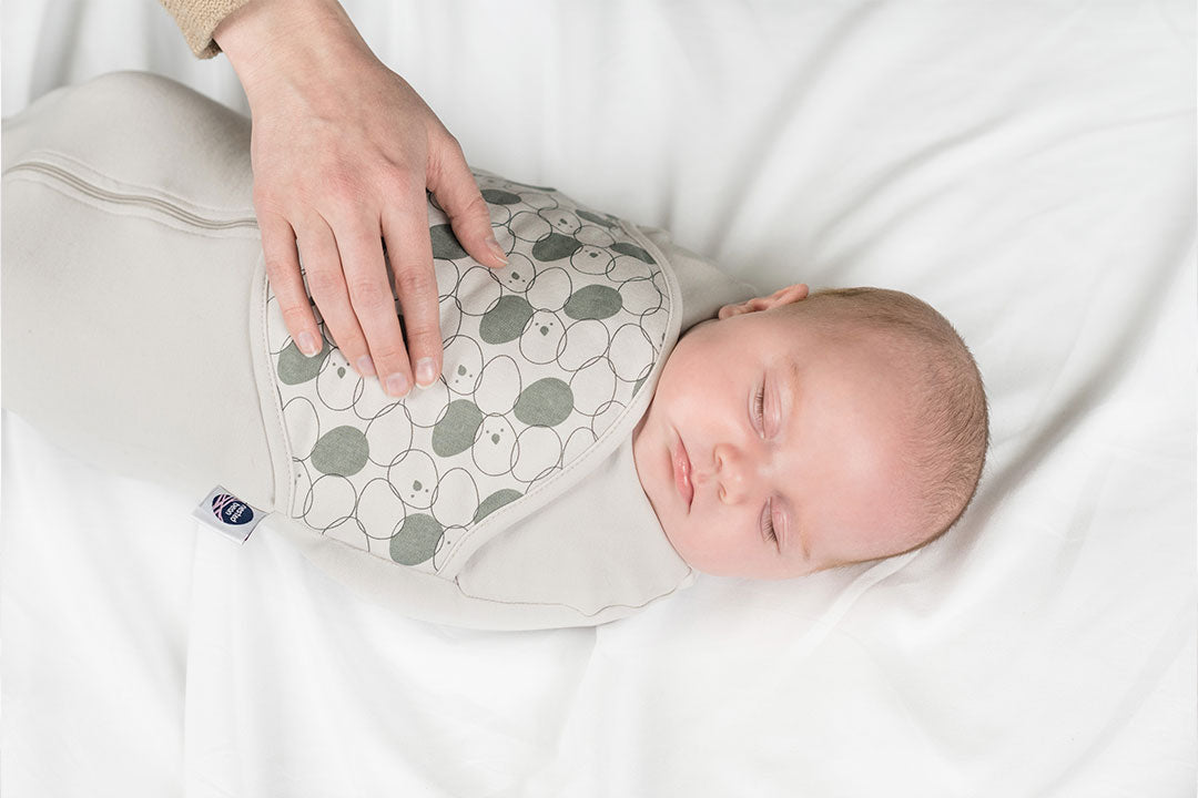 6 reasons to swaddle your baby