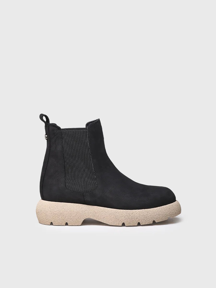Stivaletto in pelle nabuk per donna