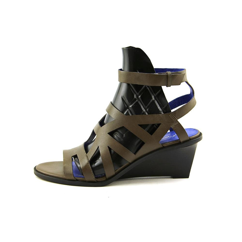 kenneth cole wedge