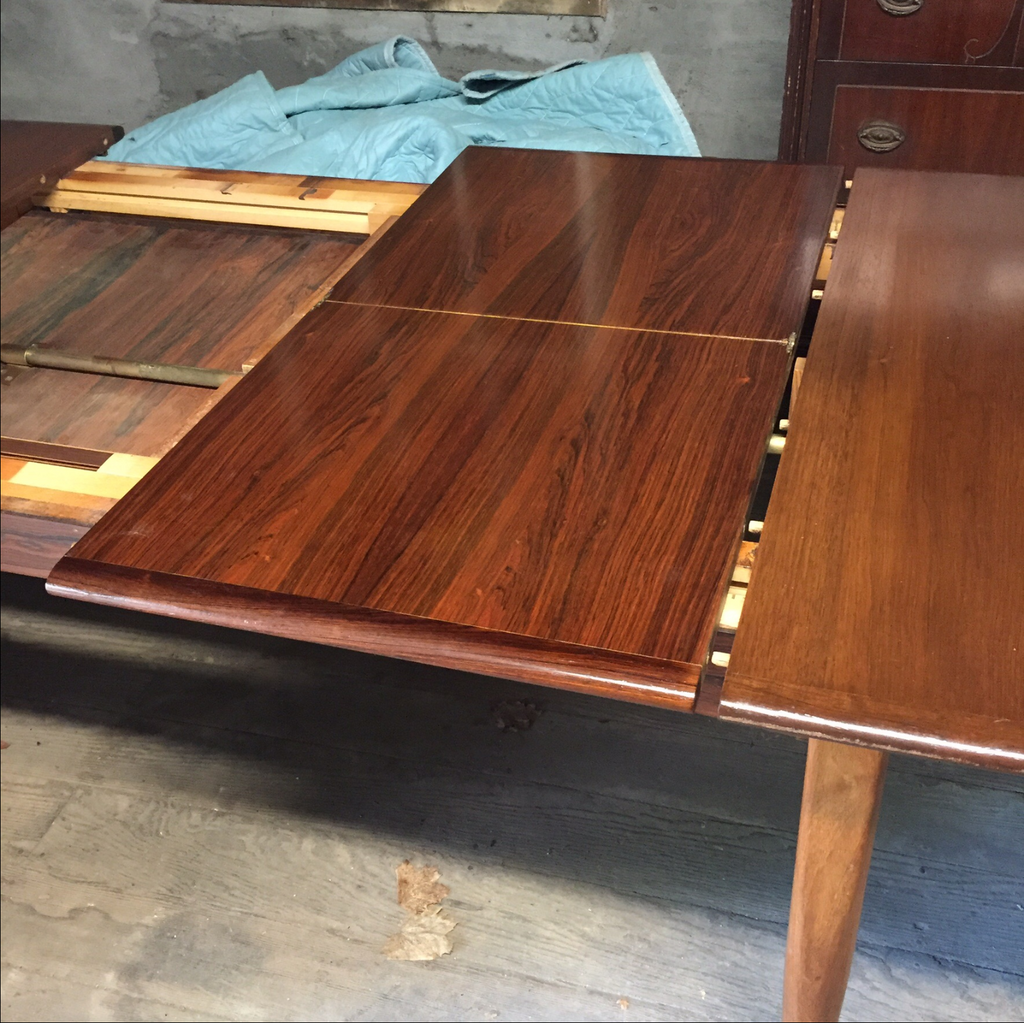 Danish Midcentury Rosewood Extension Dining Table - touchGOODS
