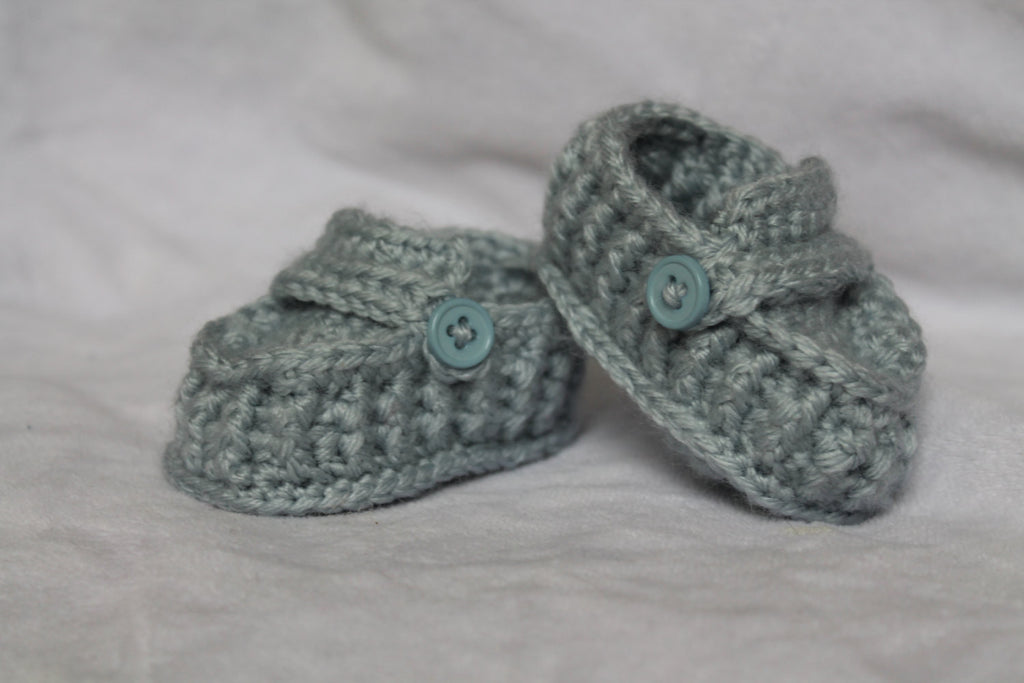 crochet newborn shoes