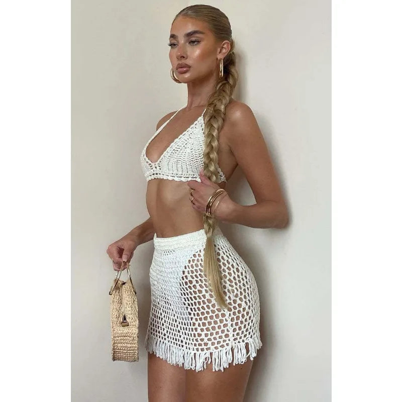 Knitted backless halter crop top + crochet bodycon skirt set. - Image 6
