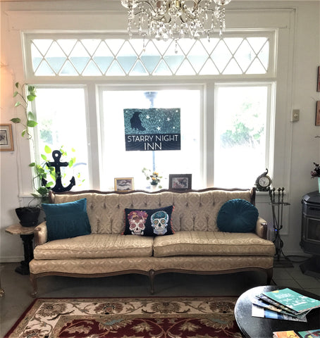 Lobby of the Starry Night Inn at the Oregon Coast