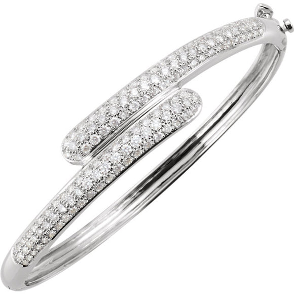 Diamond Bracelet 3.02 Ct Fancy Bypass Hinged Bangle Bracelet in 14K Wh ...