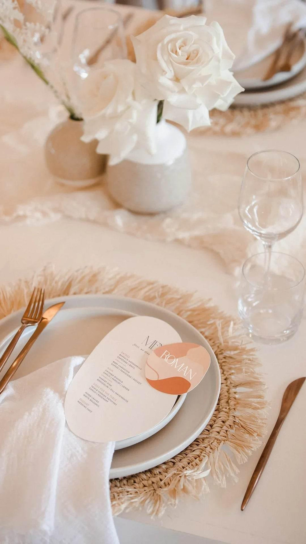 Menu & Place cards custom shape.webp