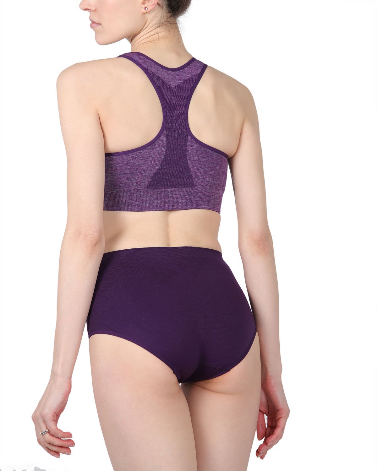 Lleva Seamless Shaping Racerback Sports Bra