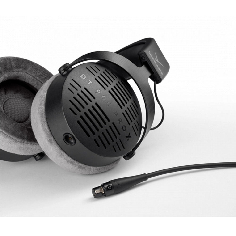 beyerdynamic dt 900 x