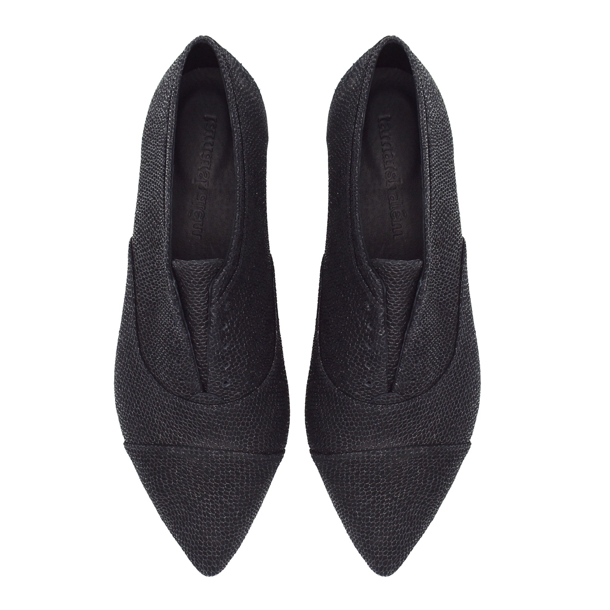 pointed toe oxfords