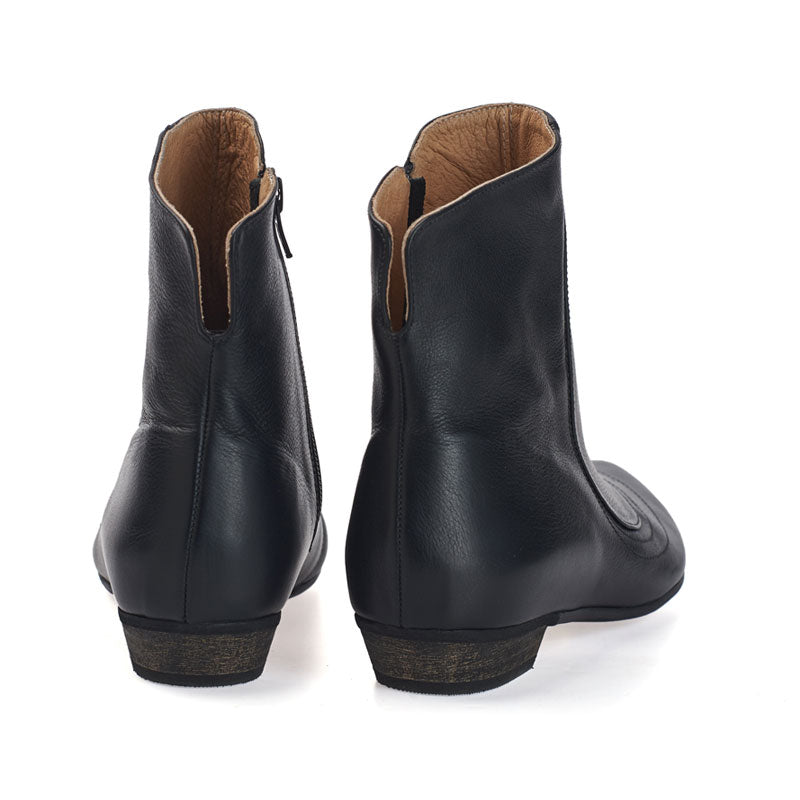 black friday chelsea boots