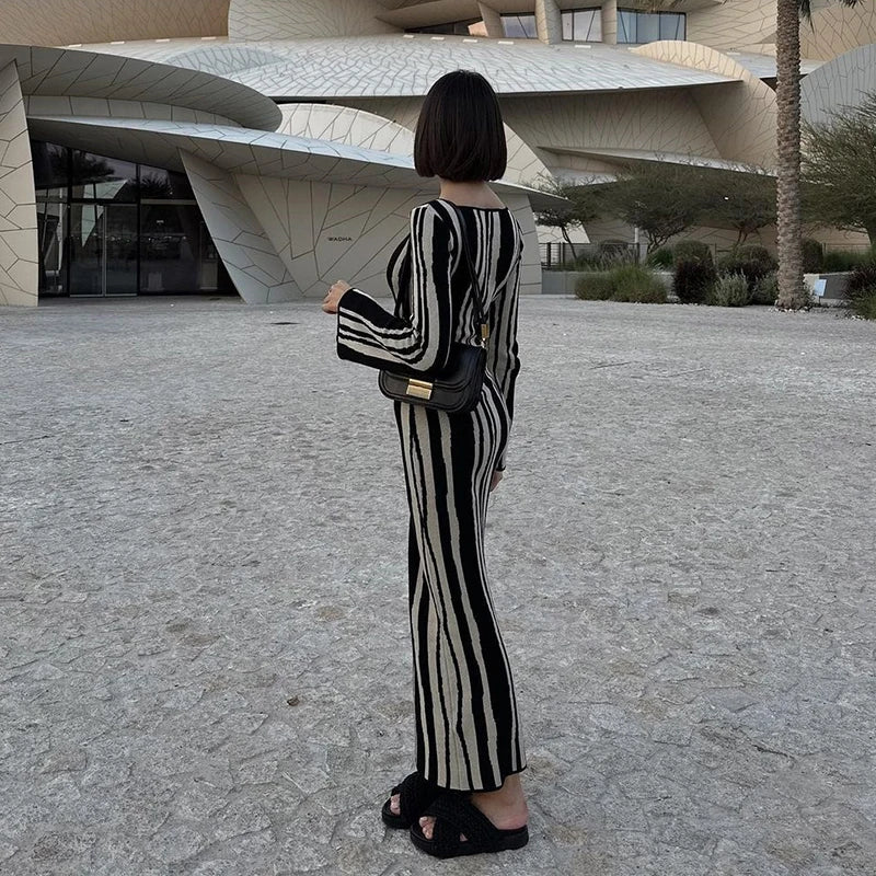 Striped Knitted Maxi Dress: Chic Fall Winter Fashion Outfit - Image 2