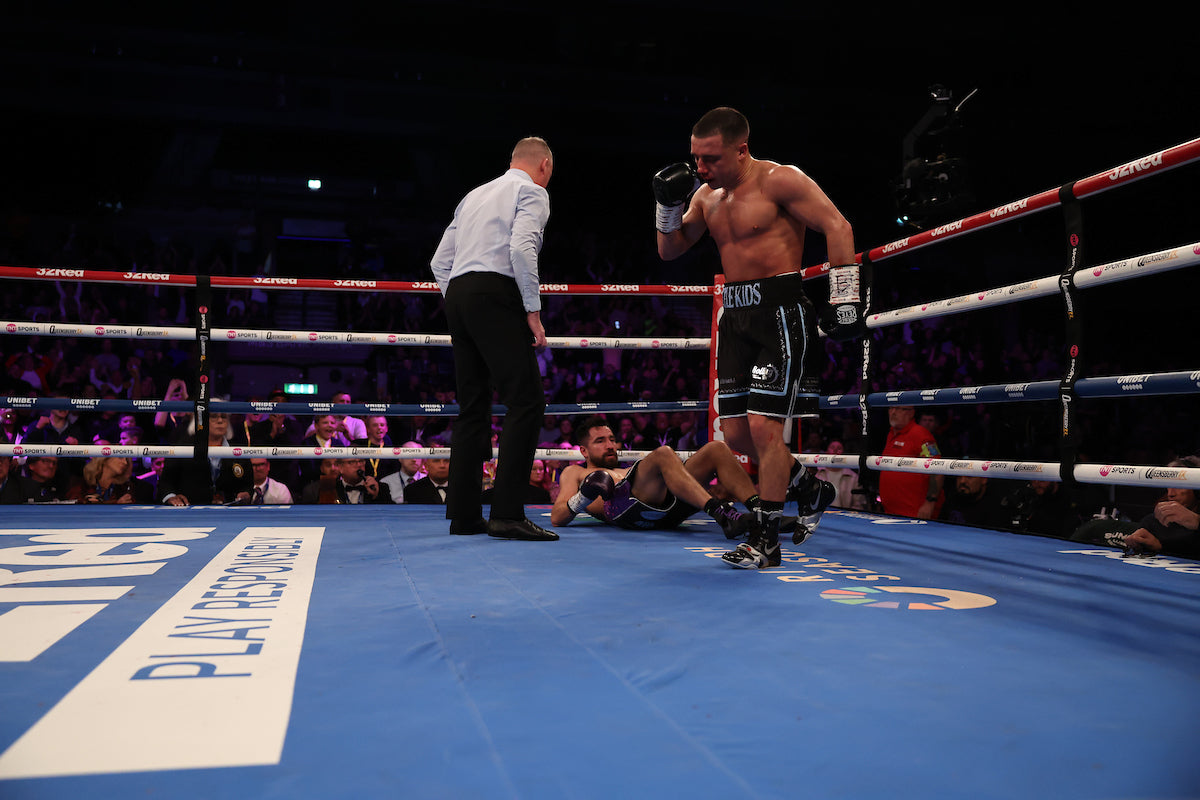 Nick Ball vs Ronny Rios
