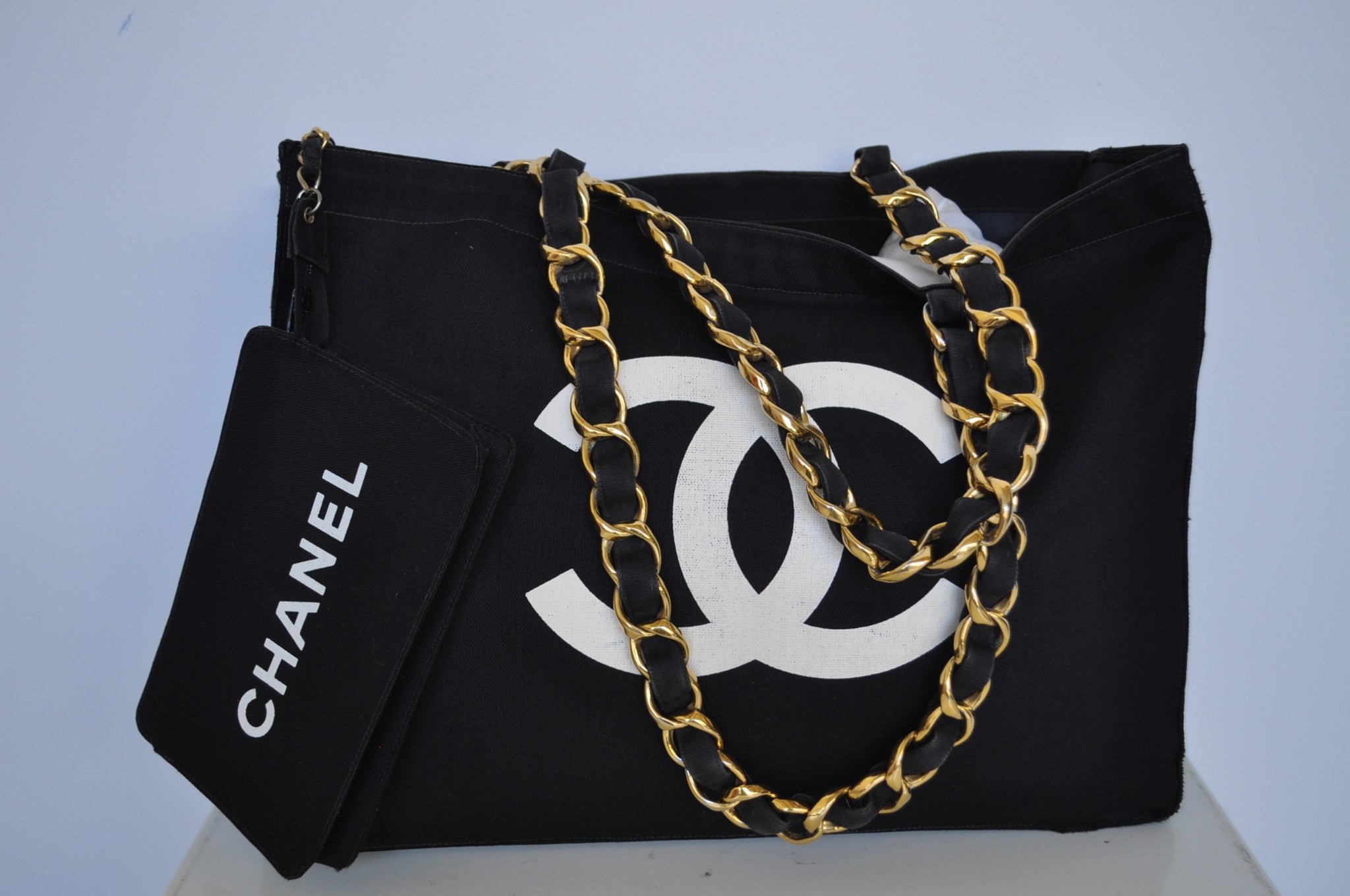 chanel gift canvas tote