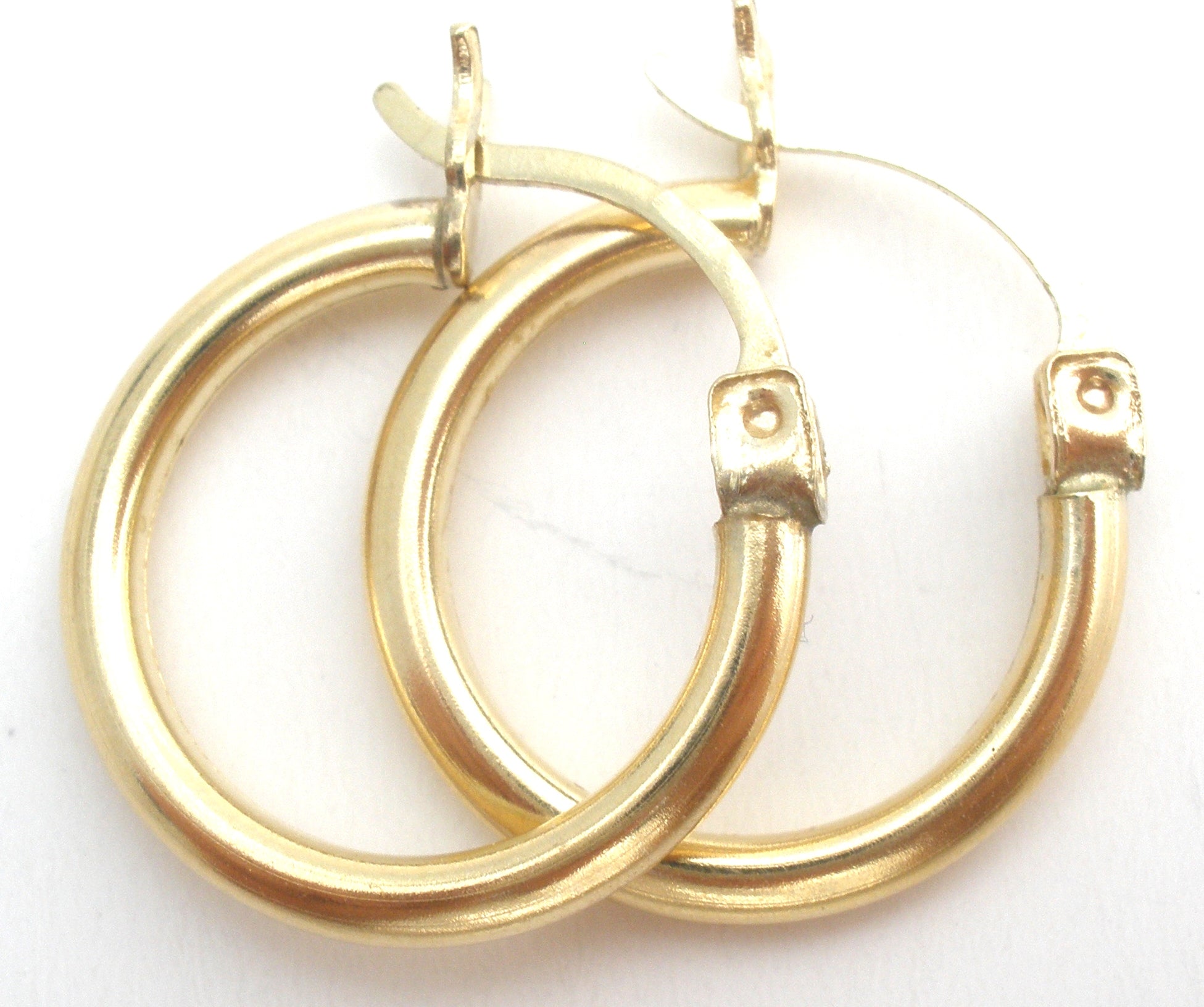 10K Yellow Gold Hoop Earrings – The Jewelry Lady's Store