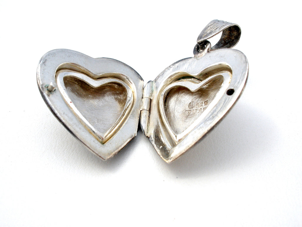 Sterling Silver Picture Heart Locket Necklace Pendant - The Jewelry ...