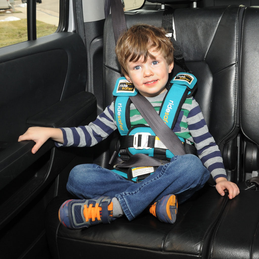 compact 5 point harness car seat
