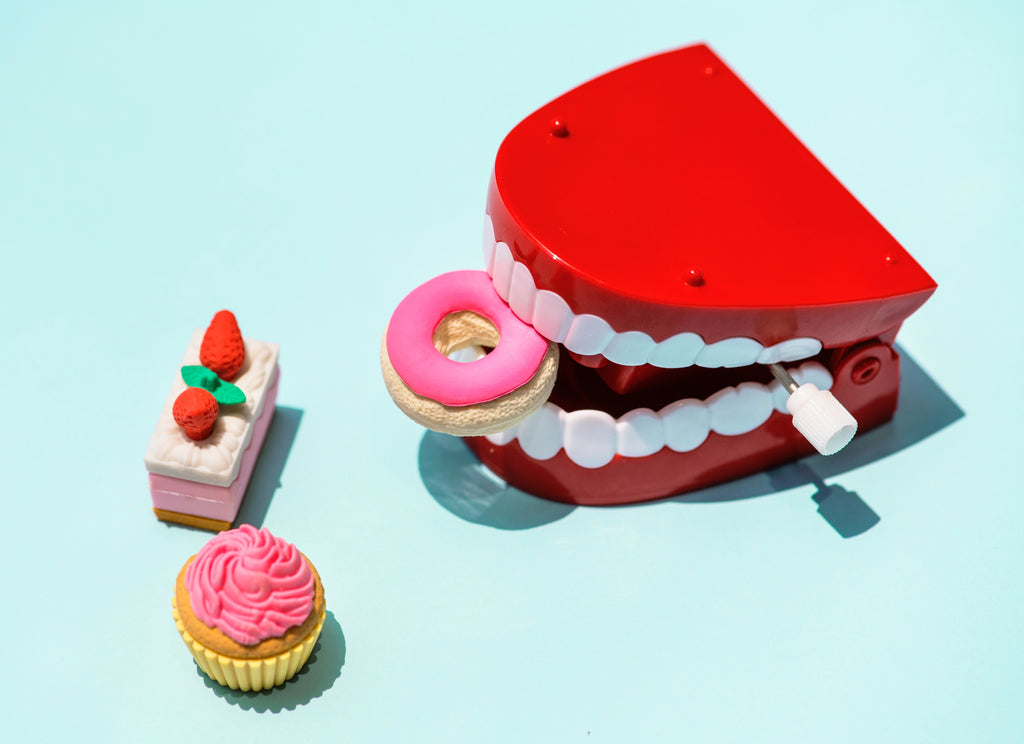 Wind Up Teeth with Desserts