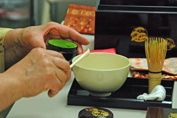 Measuring the matcha.