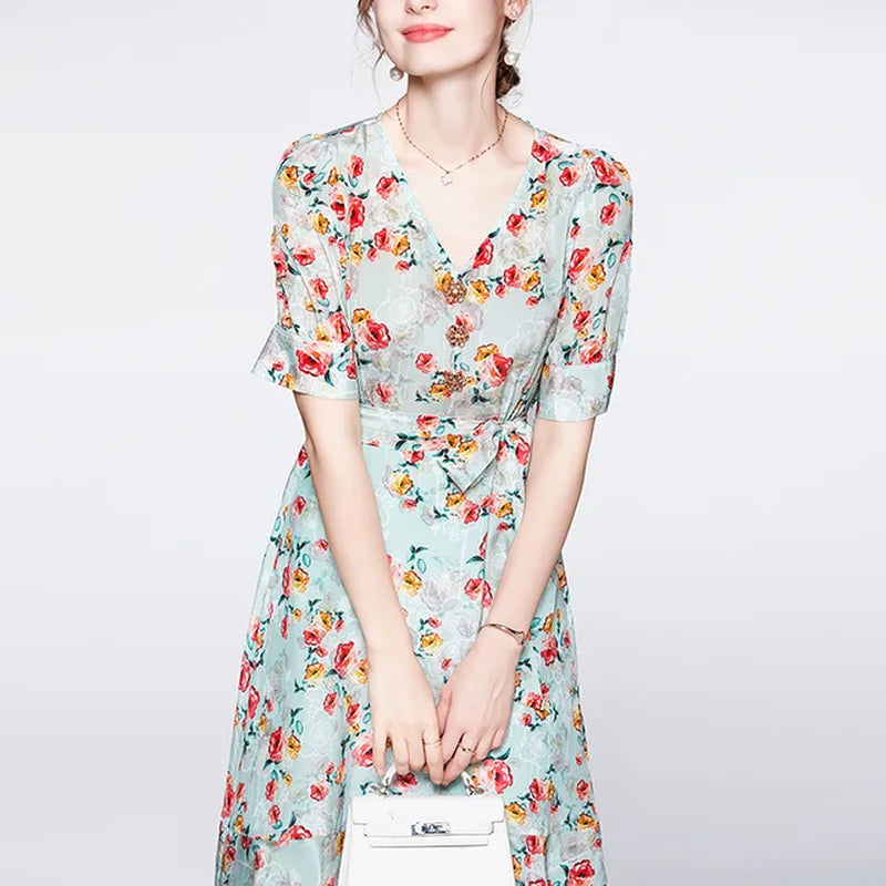 Summer V-Neck Waist-Cinching Mulberry Silk Dress