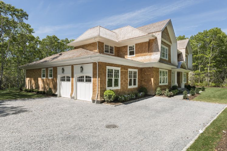 Hampton Home in Sagaponack, NY - House for sale! www.oceanbludesigns.com