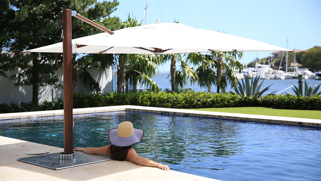 best poolside umbrellas