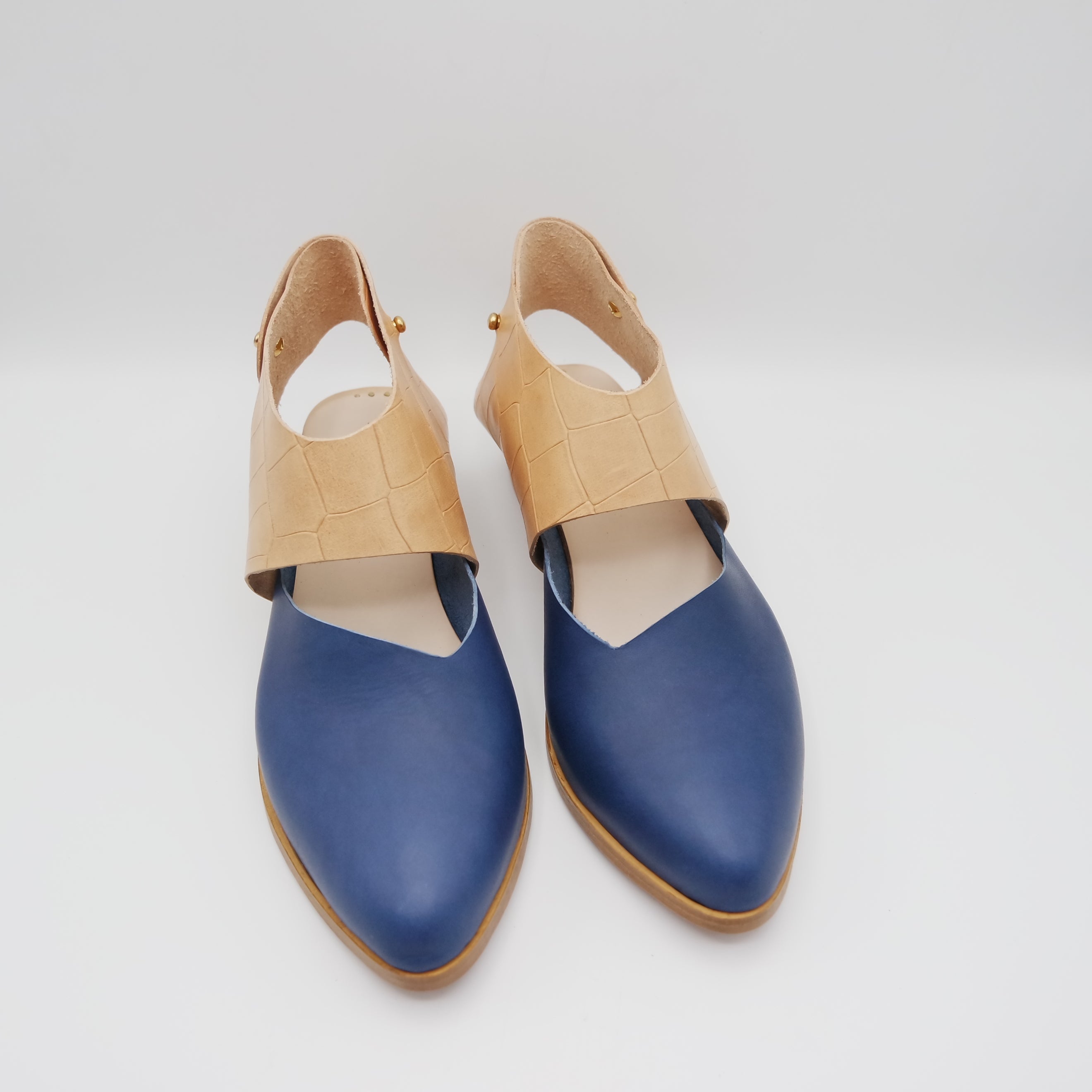 The Chiara. Troncato Navy and Undyed Croc. 3cm