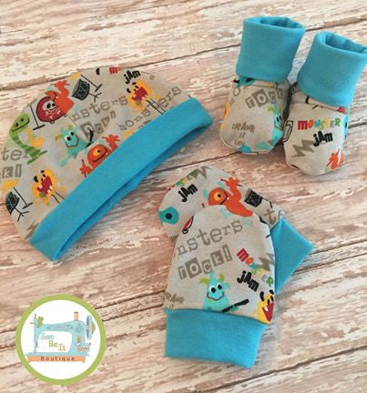 newborn baby mittens and booties