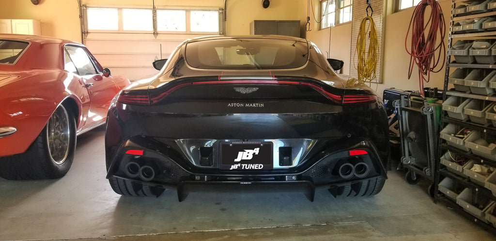 Aston Martin Vantage Exhaust Tips