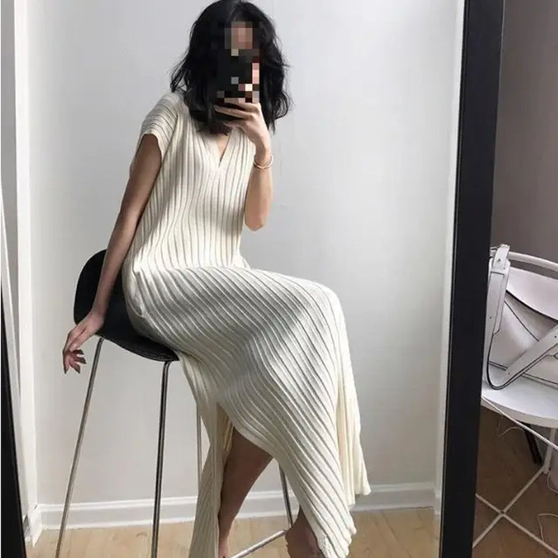 Pleated Sleeveless A-Line V-Neck Summer Dress for Women