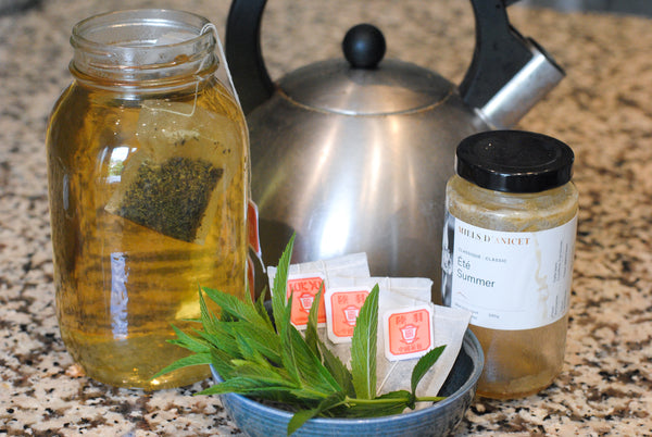 Iced tea ingredients and kettle