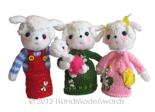 Lamb family finger puppets