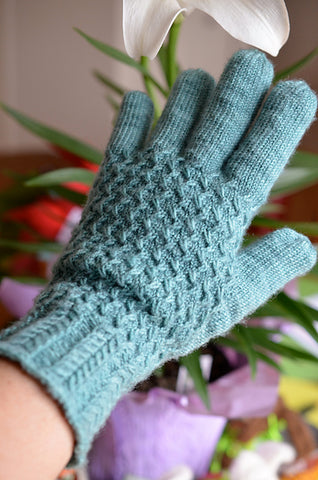 One Lanark glove modeled on the left hand