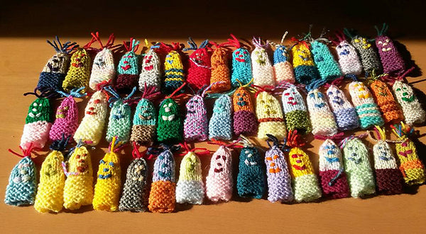 Free knitted christmas finger puppets patterns