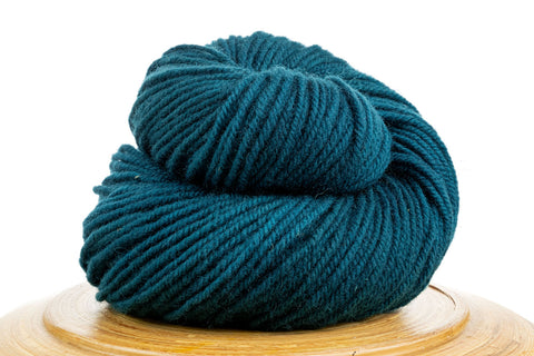 Sutton bulky Canadian wool yarn in teal