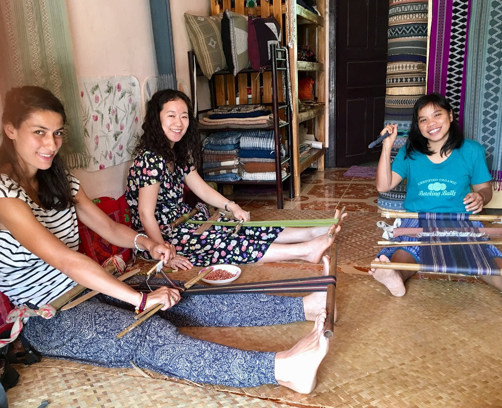 Meriem-H-TOP-volunteer-weaving