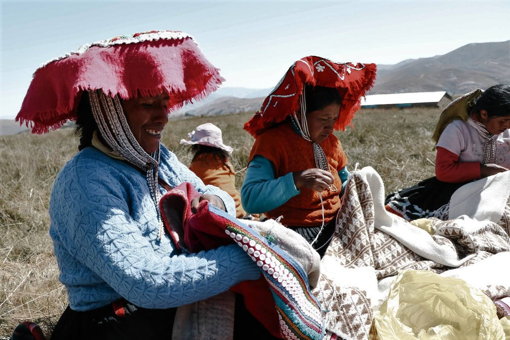 Upis Peru weavers