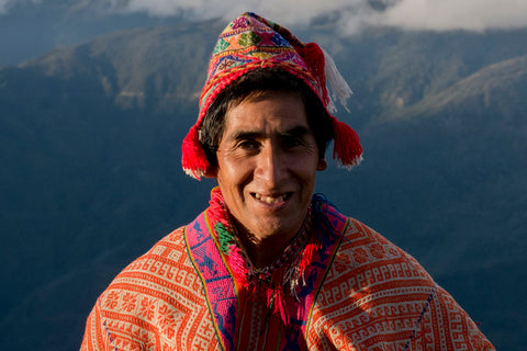 traditional peruvian weaver, master weaver daniel sonqo