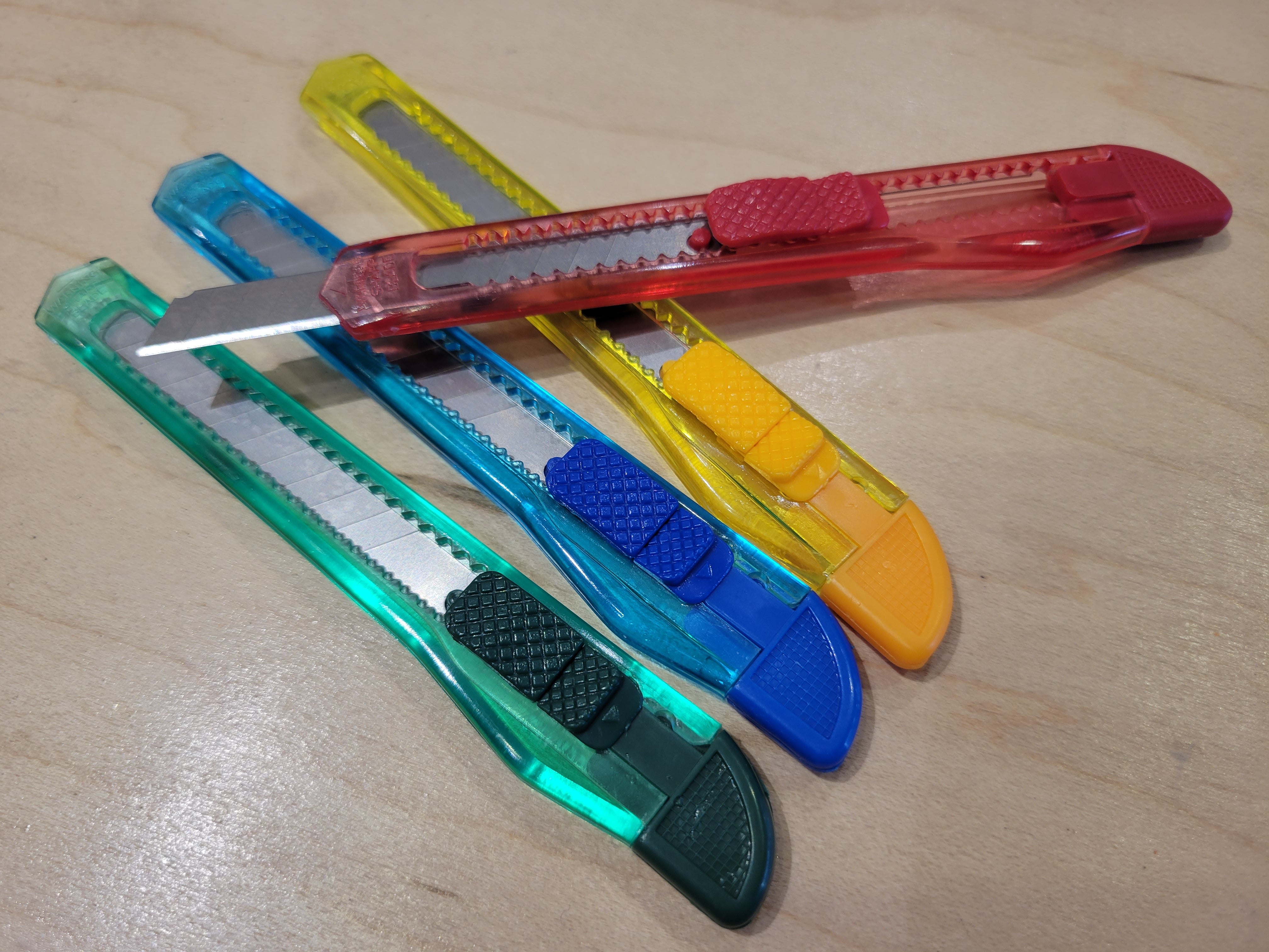 Richard 01231 3-Piece Plastic Putty Knife Set at Sutherlands