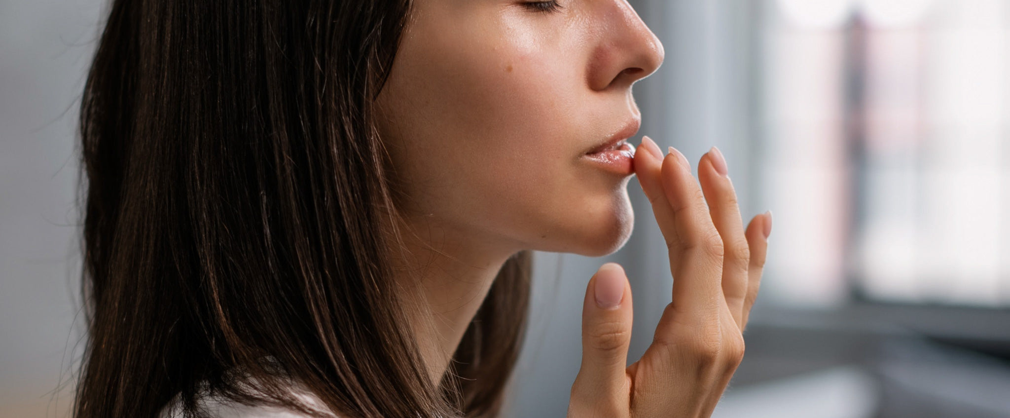 How to heal chapped lips fast, with The Green Kiss