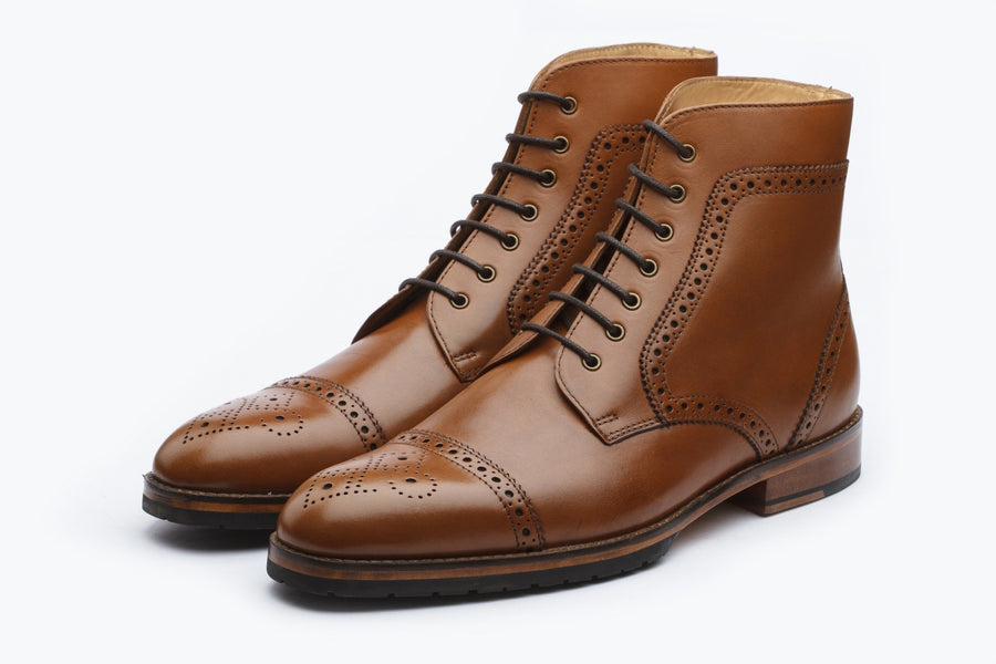 brogue cap toe boot