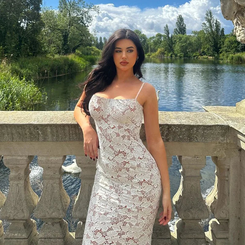 Elegant Women's White Lace Backless Camisole Dress - Image 3