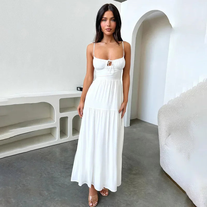 Backless Maxi Dress: Sexy Summer Vacation Outfit for Women - Image 4